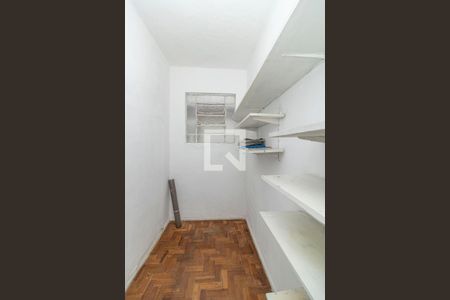 Apartamento à venda com 80m², 2 quartos e 1 vagaDespensa