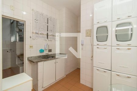 Apartamento à venda com 80m², 2 quartos e 1 vagaCozinha