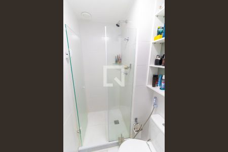 Apartamento à venda com 68m², 2 quartos e 1 vagaBanheiro 