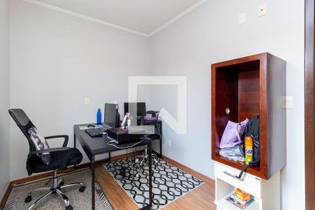 Casa à venda com 170m², 3 quartos e 4 vagasEscritório