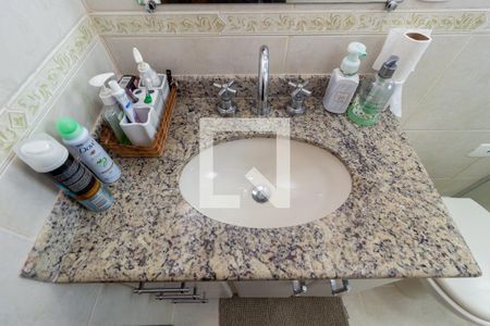 Casa à venda com 170m², 3 quartos e 4 vagasDetalhe Banheiro -Suíte 1 