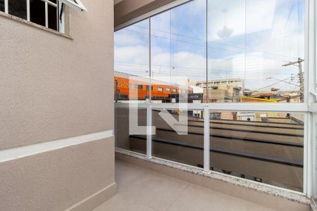 Casa à venda com 170m², 3 quartos e 4 vagasVaranda - Suíte 2