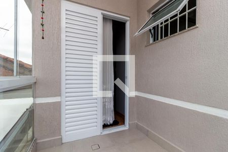 Casa à venda com 170m², 3 quartos e 4 vagasVaranda - Suíte 2