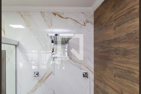 Casa à venda com 170m², 3 quartos e 4 vagasDetalhe Banheiro - Suíte 2