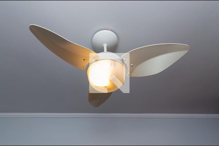 Casa à venda com 170m², 3 quartos e 4 vagasDetalhe - Escritório