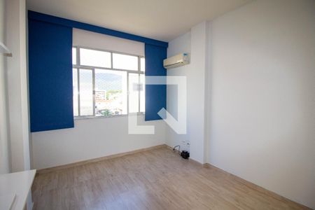 Sala/Quarto de kitnet/studio para alugar com 1 quarto, 30m² em Vila Isabel, Rio de Janeiro
