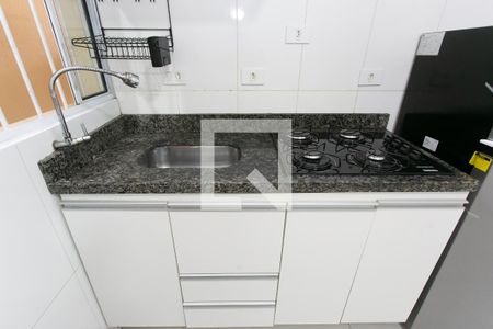 Sala / Cozinha / Pia  de apartamento para alugar com 1 quarto, 40m² em Jardim Helena, São Paulo