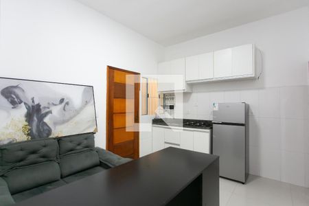 Sala / Cozinha  de apartamento para alugar com 1 quarto, 40m² em Jardim Helena, São Paulo