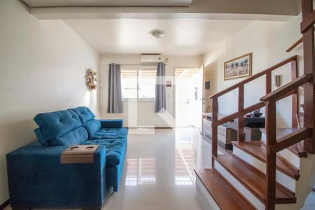 Sala de casa de condomínio à venda com 2 quartos, 75m² em Bairro Fátima, Canoas