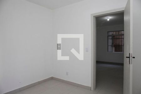 Quarto de apartamento para alugar com 1 quarto, 40m² em Azenha, Porto Alegre
