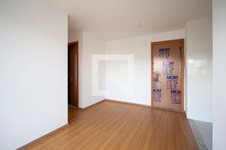 Sala de apartamento para alugar com 2 quartos, 50m² em Alcantara, São Gonçalo