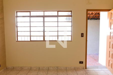 Sala de casa para alugar com 2 quartos, 144m² em Santa Maria, Santo André