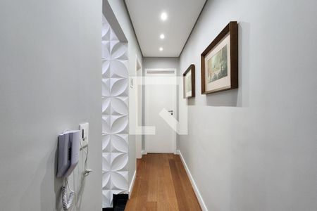 Apartamento à venda com 239m², 3 quartos e 6 vagas Apartamento à venda com 239m², 3 quartos e 6 vagasCorredor