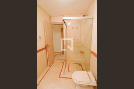 Apartamento para alugar com 550m², 3 quartos e 3 vagasBanheiro da Suíte 2