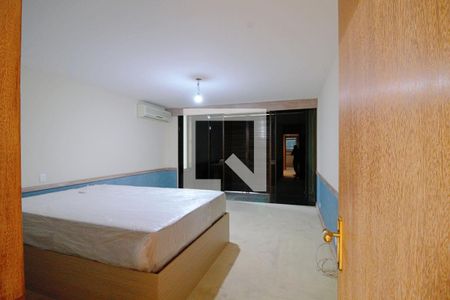 Apartamento para alugar com 550m², 3 quartos e 3 vagasSuíte 1