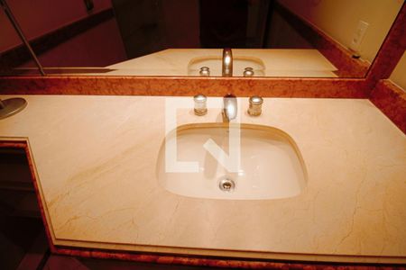 Apartamento para alugar com 550m², 3 quartos e 3 vagasBanheiro da Suíte 2