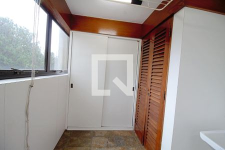 Apartamento para alugar com 550m², 3 quartos e 3 vagasÁrea de Serviço