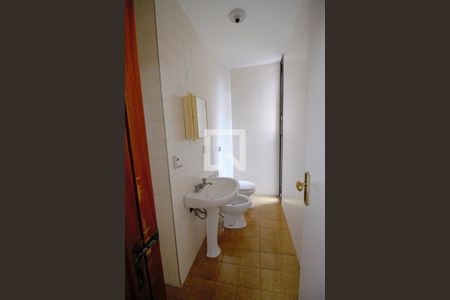 Apartamento para alugar com 550m², 3 quartos e 3 vagasBanheiro de serviço