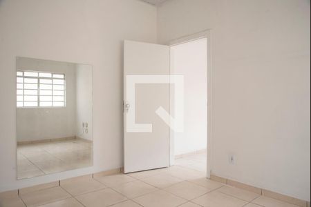 Sala de casa para alugar com 2 quartos, 300m² em Vila da Saúde, São Paulo