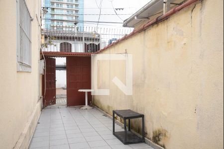 Casa para alugar com 300m², 2 quartos e sem vaga Casa para alugar com 300m², 2 quartos e sem vagaQuintal