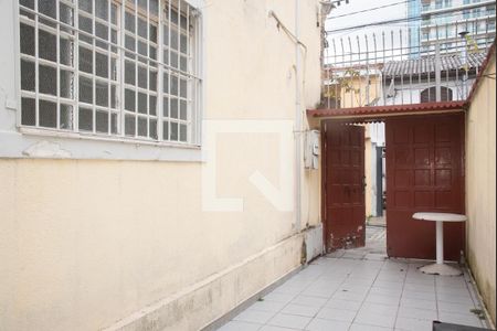 Casa para alugar com 300m², 2 quartos e sem vaga Casa para alugar com 300m², 2 quartos e sem vagaQuintal