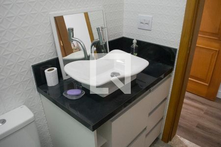 Casa para alugar com 230m², 3 quartos e 2 vagas Casa para alugar com 230m², 3 quartos e 2 vagasBanheiro Quarto 1