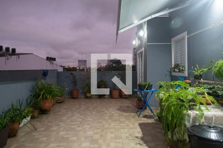 Casa para alugar com 230m², 3 quartos e 2 vagas Casa para alugar com 230m², 3 quartos e 2 vagasQuintal