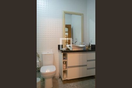 Casa para alugar com 230m², 3 quartos e 2 vagas Casa para alugar com 230m², 3 quartos e 2 vagasBanheiro Quarto 2
