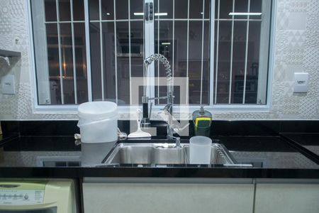 Casa para alugar com 230m², 3 quartos e 2 vagas Casa para alugar com 230m², 3 quartos e 2 vagasCozinha
