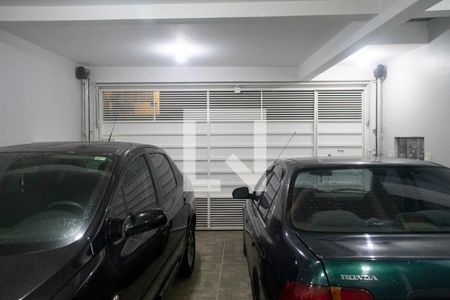 Garagem de casa para alugar com 3 quartos, 230m² em Santana, São Paulo