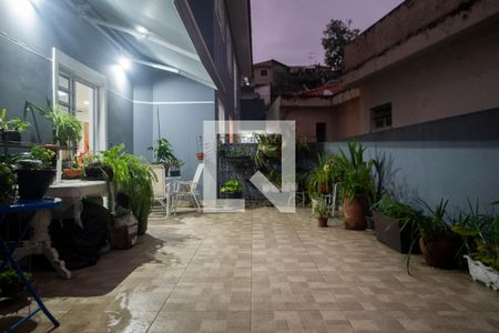 Casa para alugar com 230m², 3 quartos e 2 vagas Casa para alugar com 230m², 3 quartos e 2 vagasQuintal
