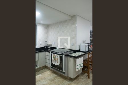 Casa para alugar com 230m², 3 quartos e 2 vagas Casa para alugar com 230m², 3 quartos e 2 vagasCozinha