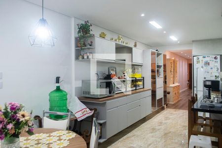 Casa para alugar com 230m², 3 quartos e 2 vagas Casa para alugar com 230m², 3 quartos e 2 vagasCozinha