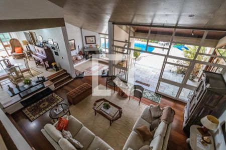 Casa de condomínio à venda com 400m², 5 quartos e 5 vagas Casa de condomínio à venda com 400m², 5 quartos e 5 vagasSala