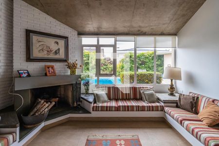 Casa de condomínio à venda com 400m², 5 quartos e 5 vagas Casa de condomínio à venda com 400m², 5 quartos e 5 vagasSala