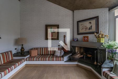 Casa de condomínio à venda com 400m², 5 quartos e 5 vagas Casa de condomínio à venda com 400m², 5 quartos e 5 vagasSala