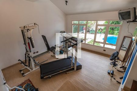 Casa de condomínio à venda com 400m², 5 quartos e 5 vagas Casa de condomínio à venda com 400m², 5 quartos e 5 vagasAcademia