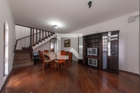 Sala de casa à venda com 4 quartos, 200m² em Vila Nair, São Paulo