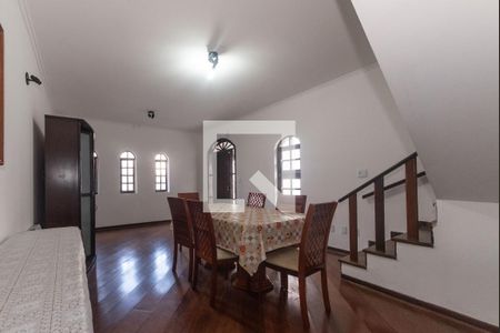 Sala de casa à venda com 4 quartos, 200m² em Vila Nair, São Paulo