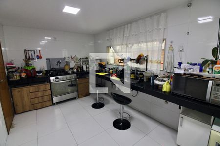 Casa de condomínio à venda com 620m², 6 quartos e 8 vagasCozinha