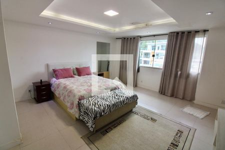 Casa de condomínio à venda com 620m², 6 quartos e 8 vagasSuite  2