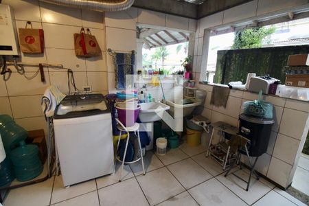 Casa de condomínio à venda com 620m², 6 quartos e 8 vagasÁrea de Serviço