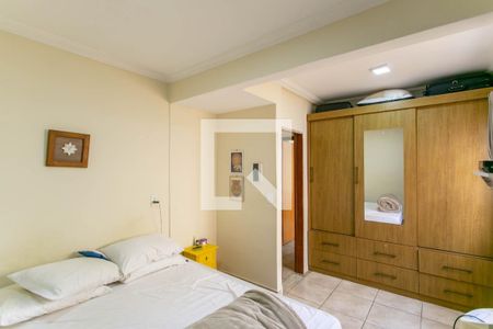 Casa à venda com 270m², 9 quartos e 3 vagasQuarto Suíte