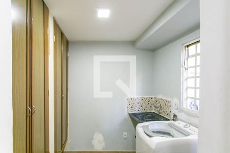 Casa à venda com 270m², 9 quartos e 3 vagasÁrea de Serviço