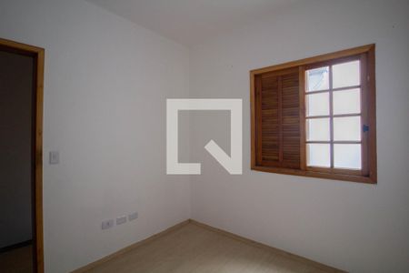 Casa à venda com 70m², 3 quartos e 2 vagasQuarto 2