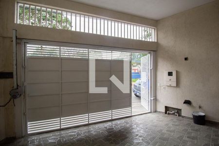 Casa à venda com 70m², 3 quartos e 2 vagasGaragem