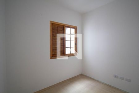 Casa à venda com 70m², 3 quartos e 2 vagasQuarto 2