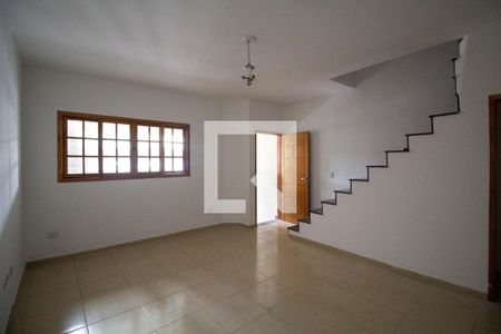 Sala de casa à venda com 3 quartos, 70m² em Cidade Antônio Estêvão de Carvalho, São Paulo