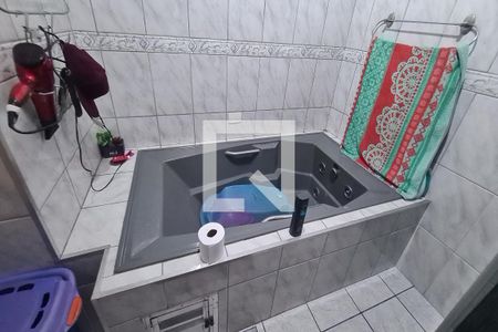 Casa à venda com 250m², 3 quartos e 2 vagasBanheiro