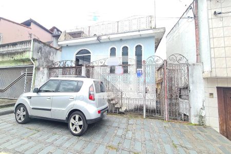 Casa à venda com 250m², 3 quartos e 2 vagasFachada